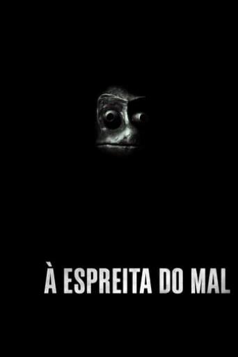 Assistir À Espreita do Mal online