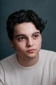 Assistir Filmes de Max Burkholder