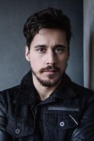 Assistir Filmes de Peter Gadiot