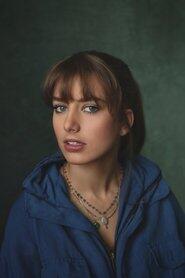 Assistir Filmes de Zoe Brough